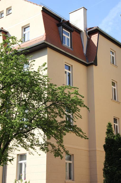 Design Apartments "Hier War Goethe Nie" Weimar  Exteriör bild